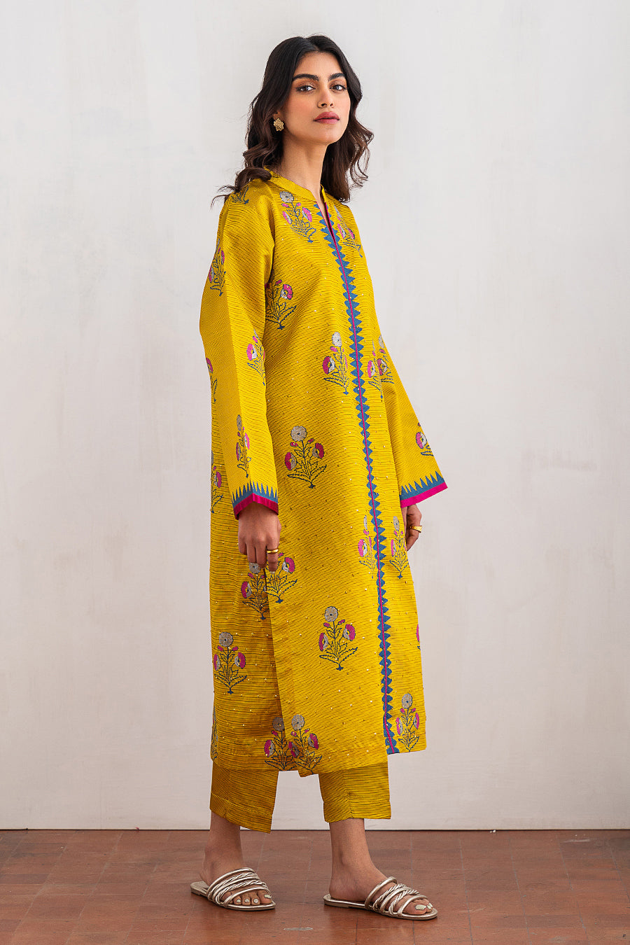 2 PIECE EMBROIDERED SUIT
