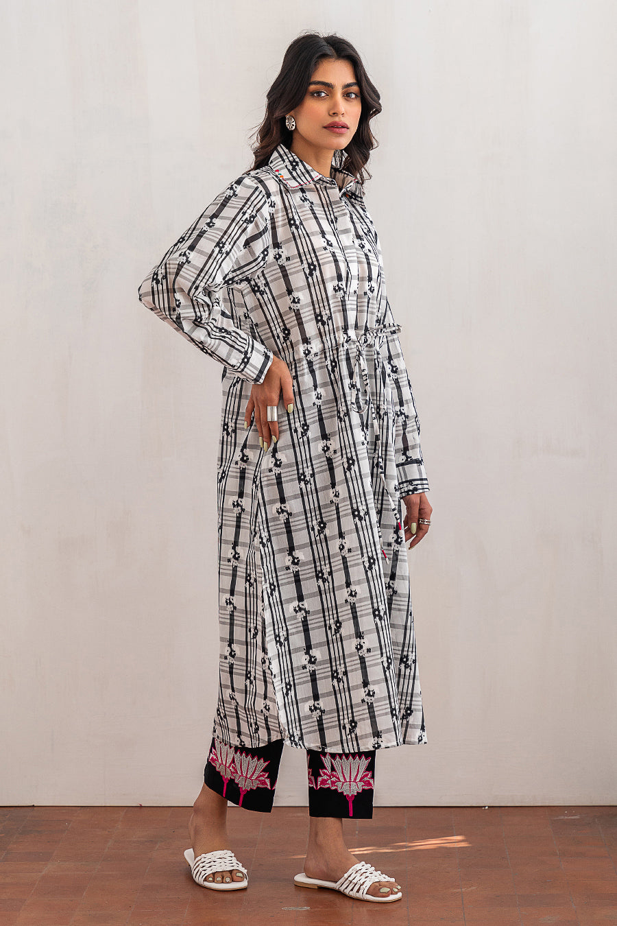 2 PIECE EMBROIDERED SUIT