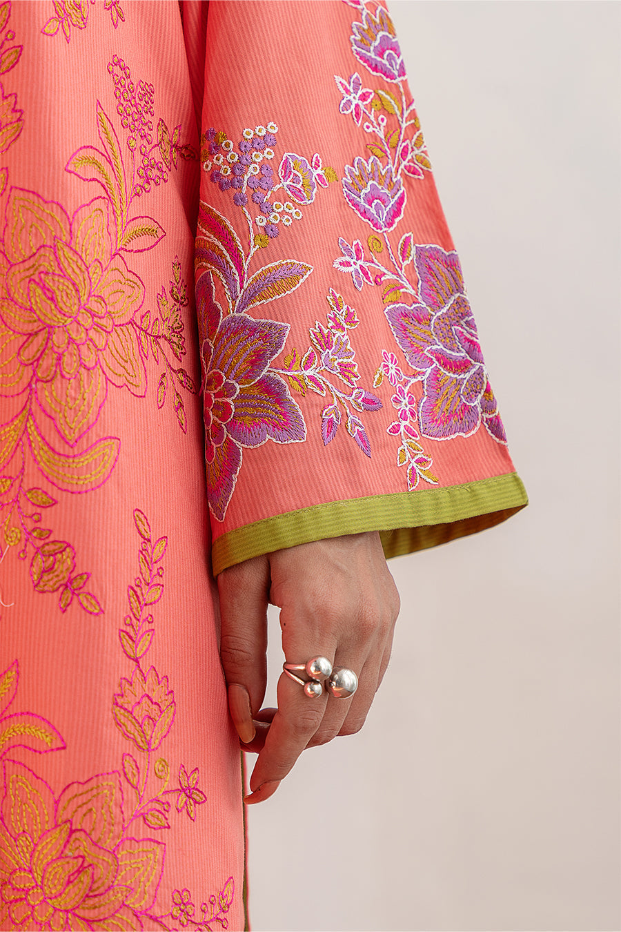 EMBROIDERED SHIRT