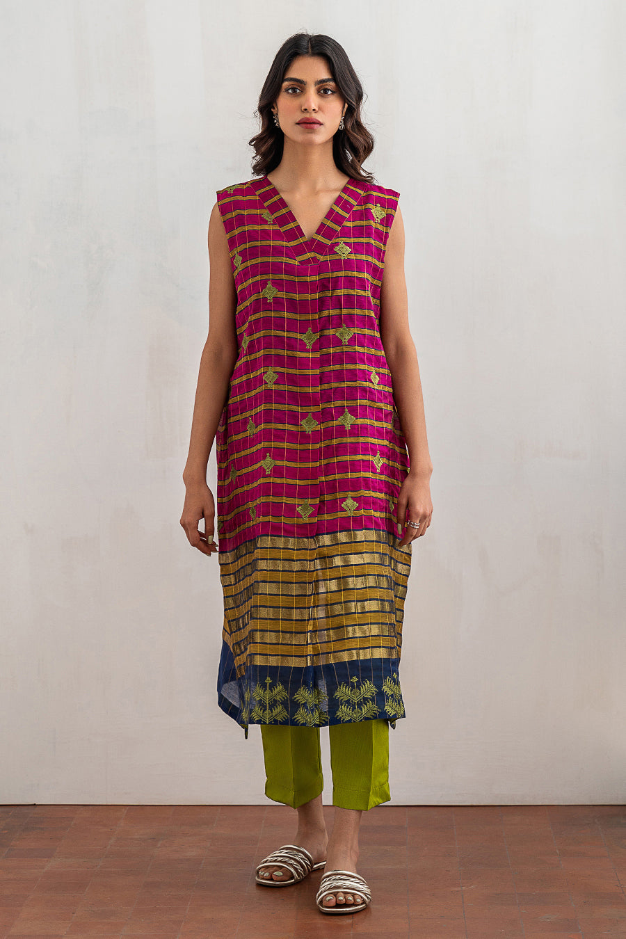 2 PIECE EMBROIDERED SUIT - LUXURY PRET