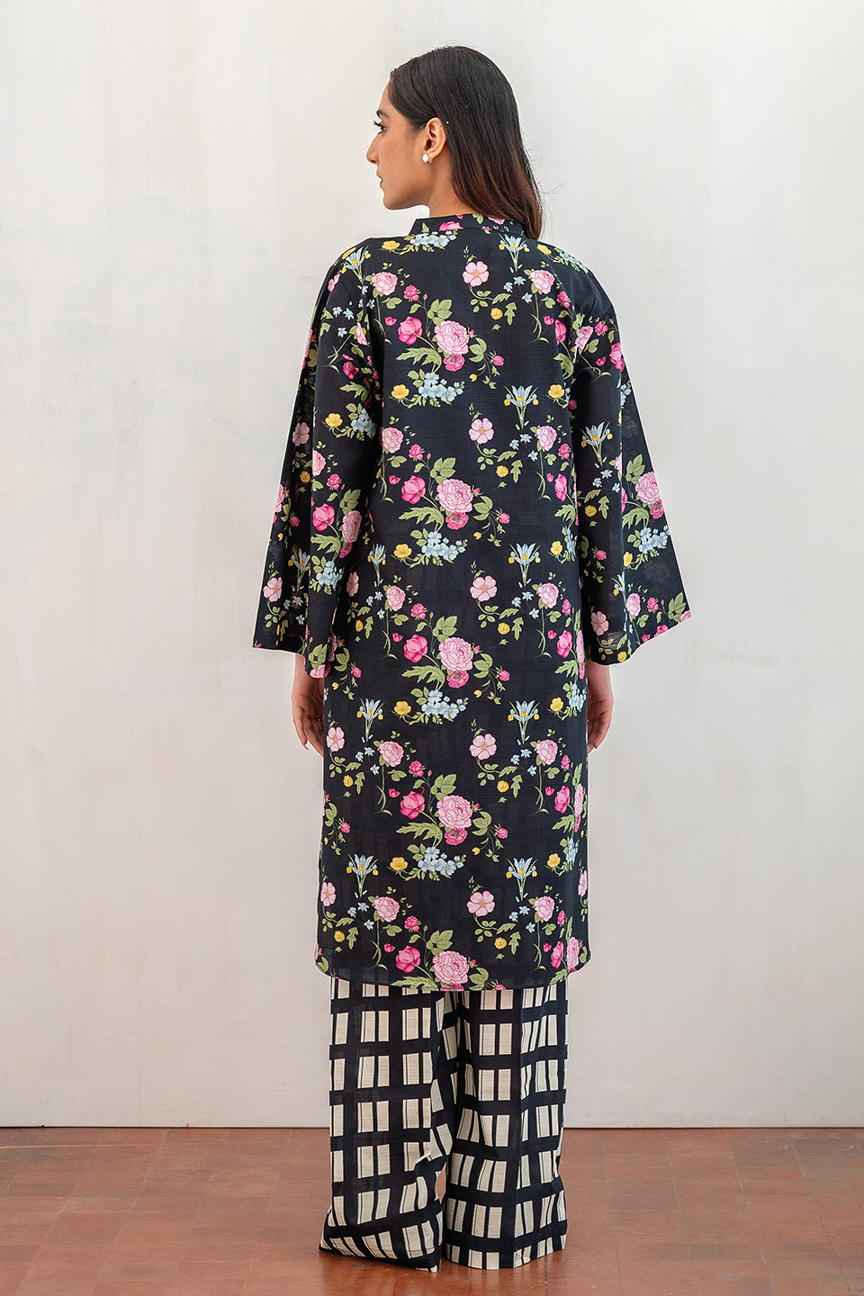 2 PIECE EMBROIDERED SUIT