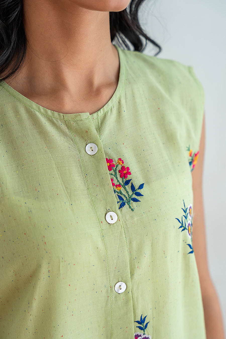 EMBROIDERED SHIRT