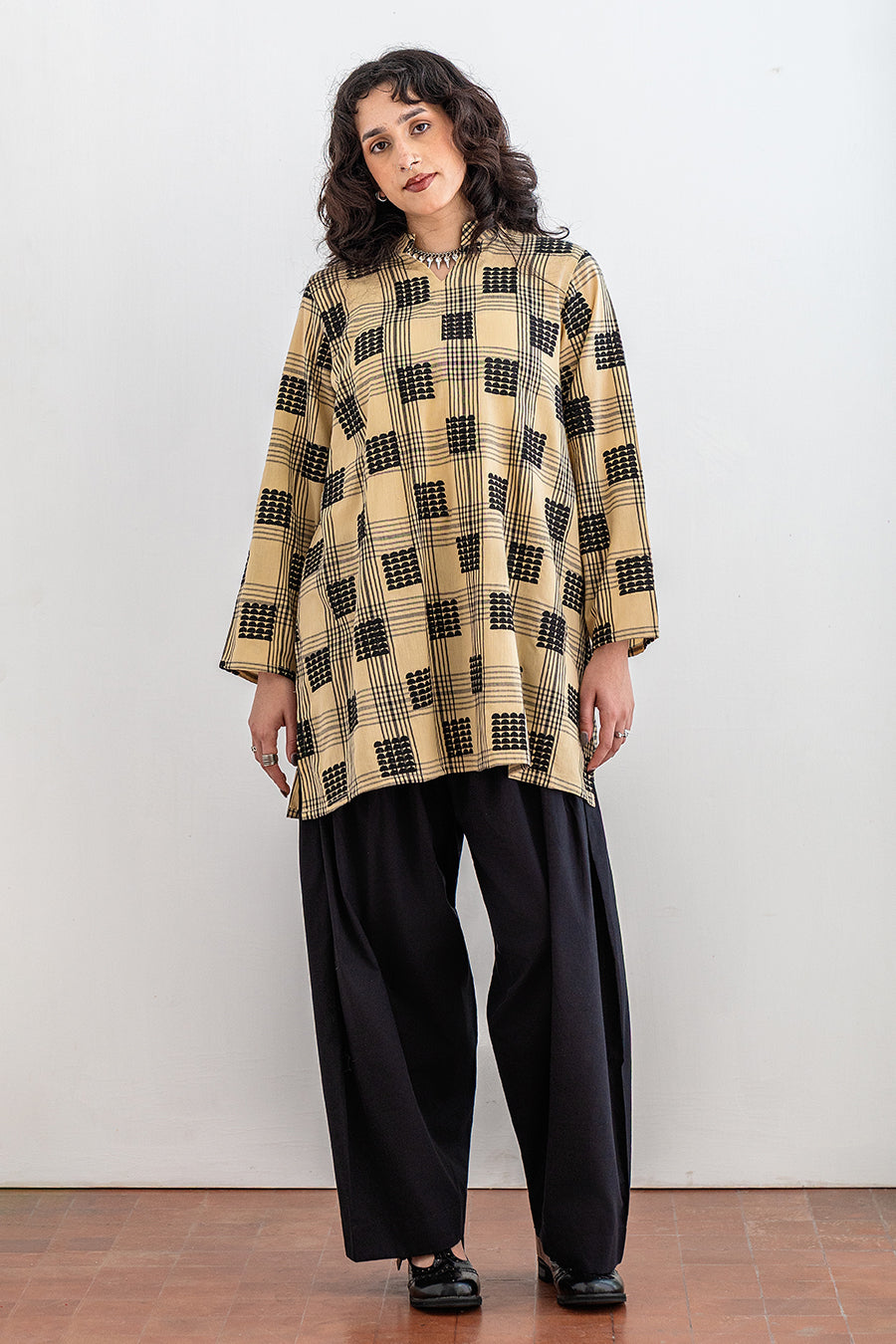 2 PIECE EMBROIDERED YARN DYED COTTON SUIT