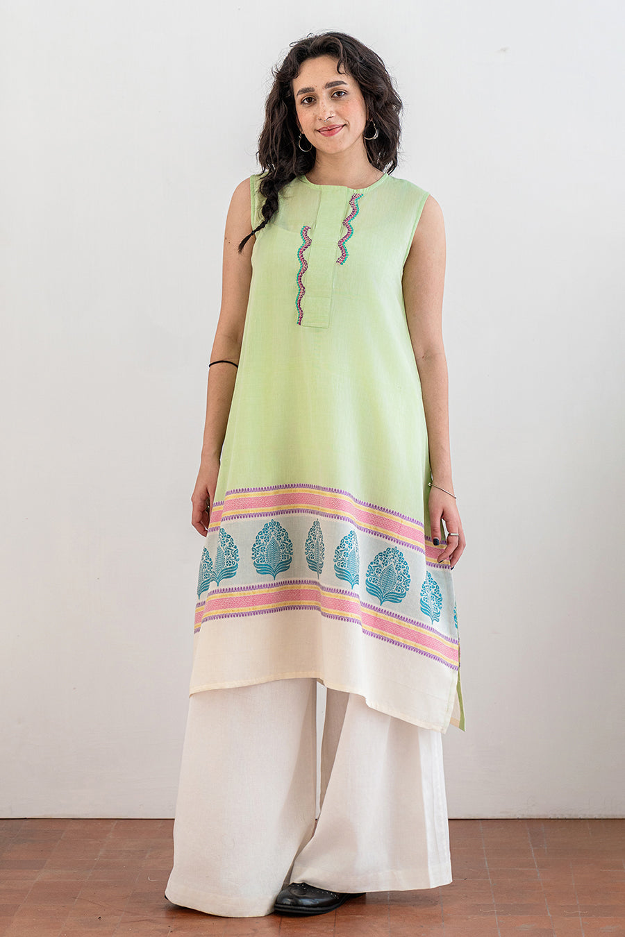 EMBROIDERED LAWN SUIT