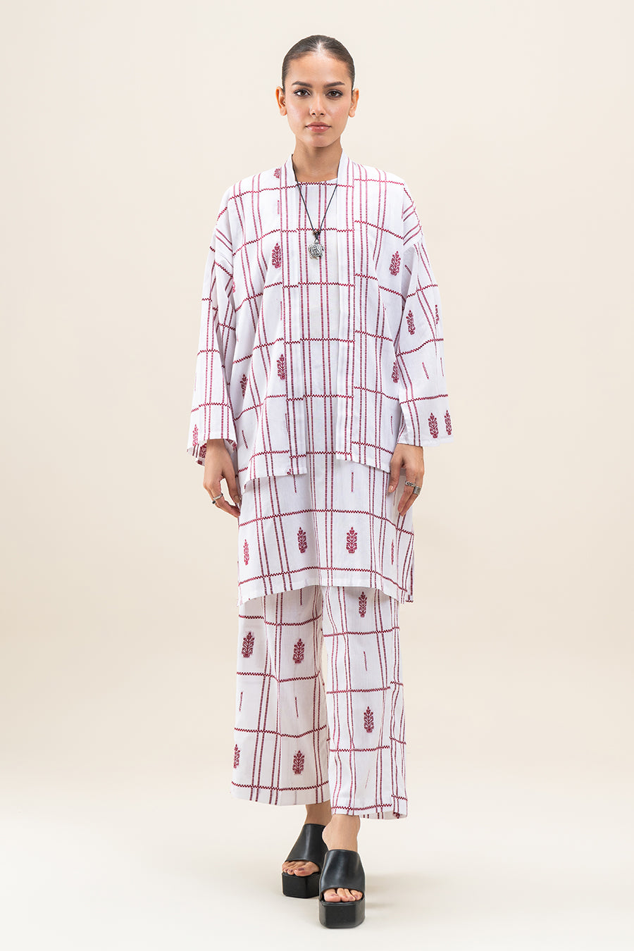 3 PIECE JACQUARD SUIT