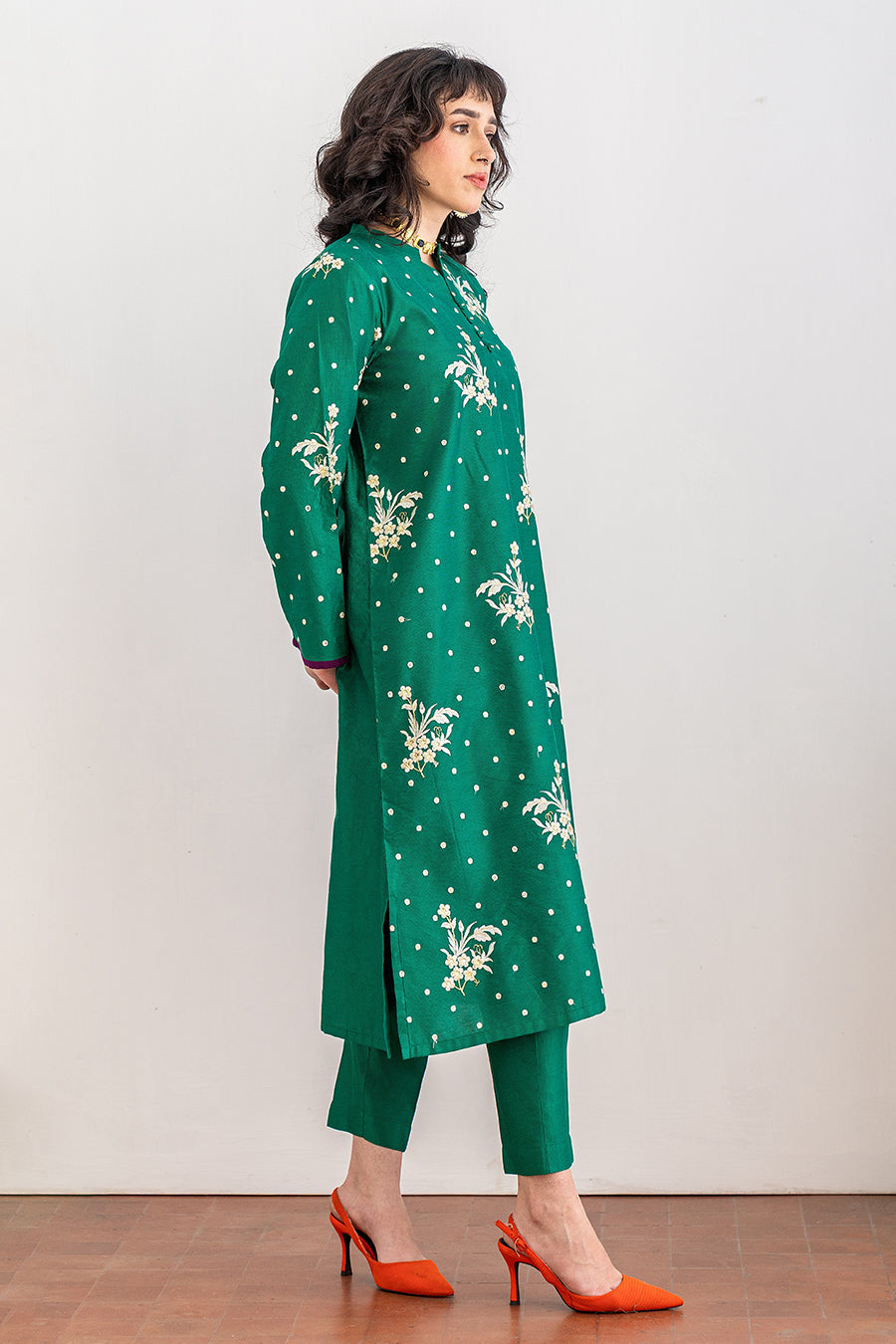 2 PIECE EMBROIDERED COTTON SILK SUIT
