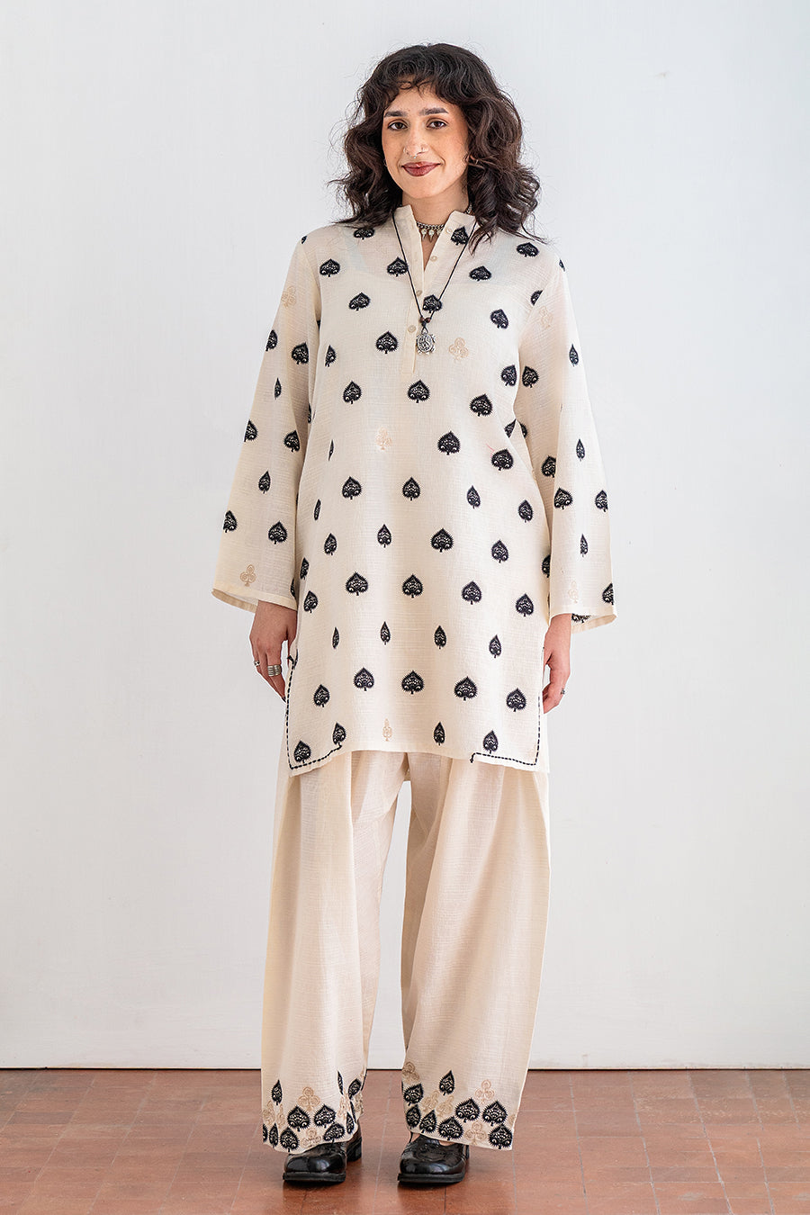 2 PIECE EMBROIDERED SET