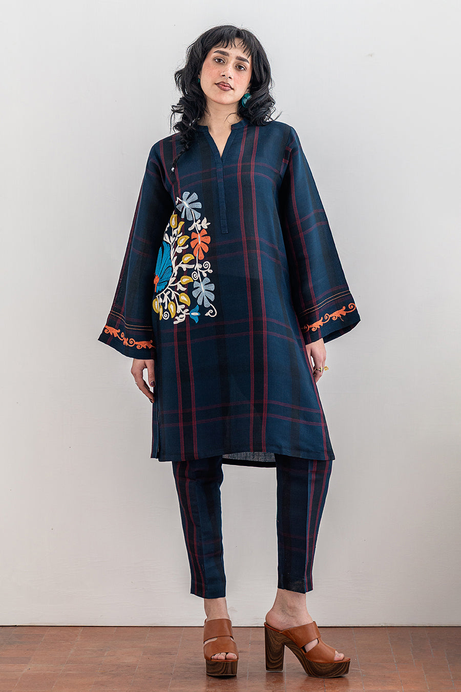 2 PIECE EMBROIDERED SUIT