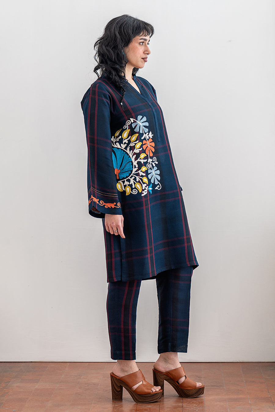 2 PIECE EMBROIDERED SUIT