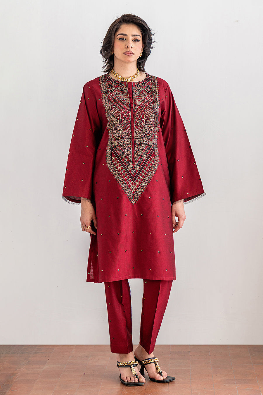 2 PIECE EMBROIDERED SUIT - LUXURY PRET