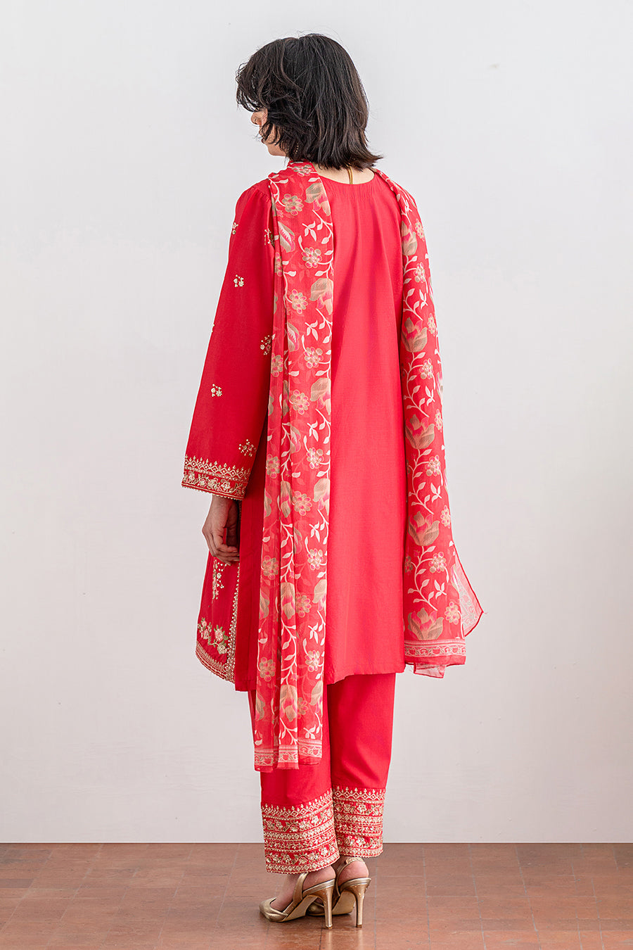 3 PIECE EMBROIDERED SUIT - LUXURY PRET