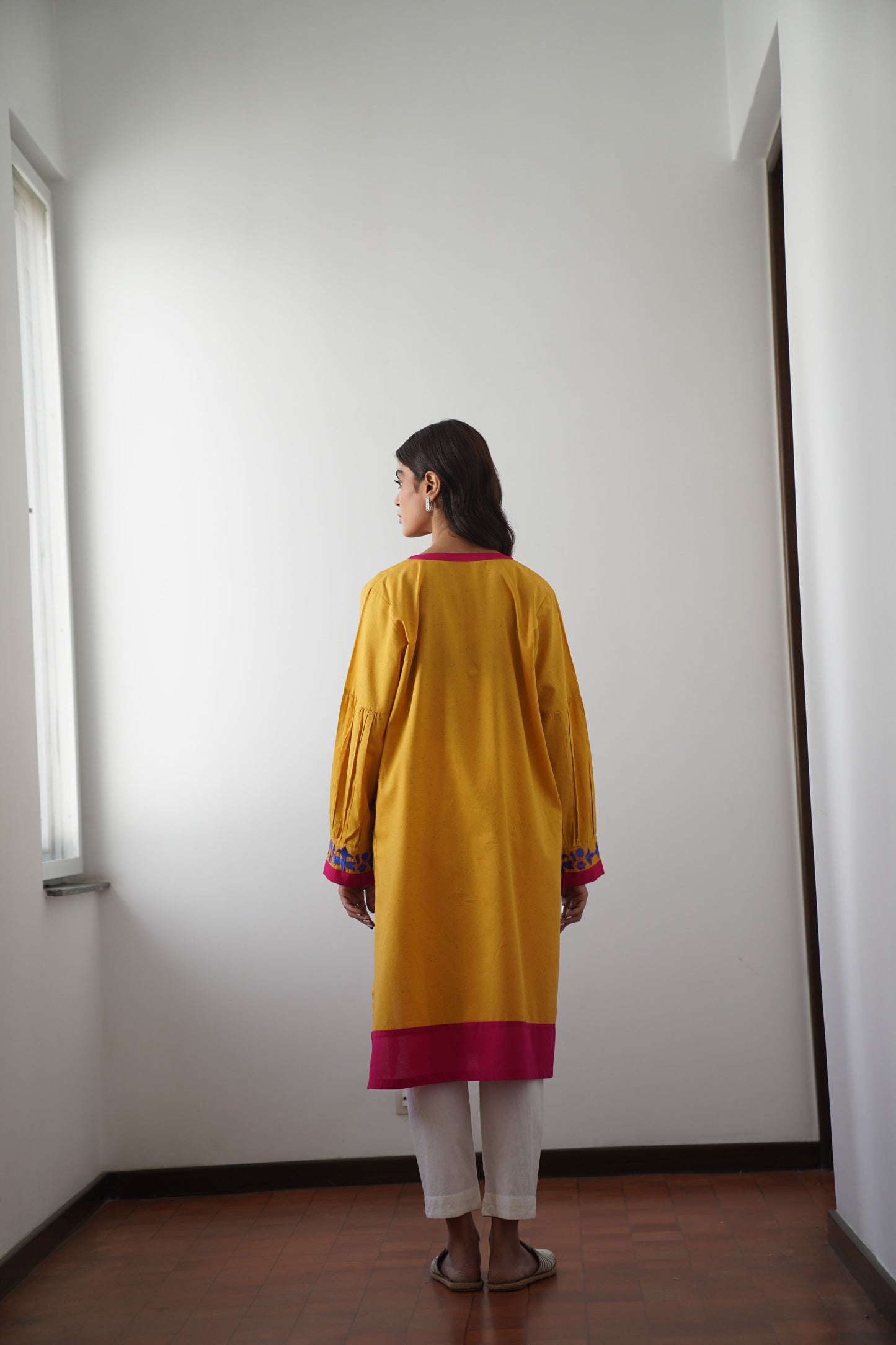 EMBROIDERED SHIRT