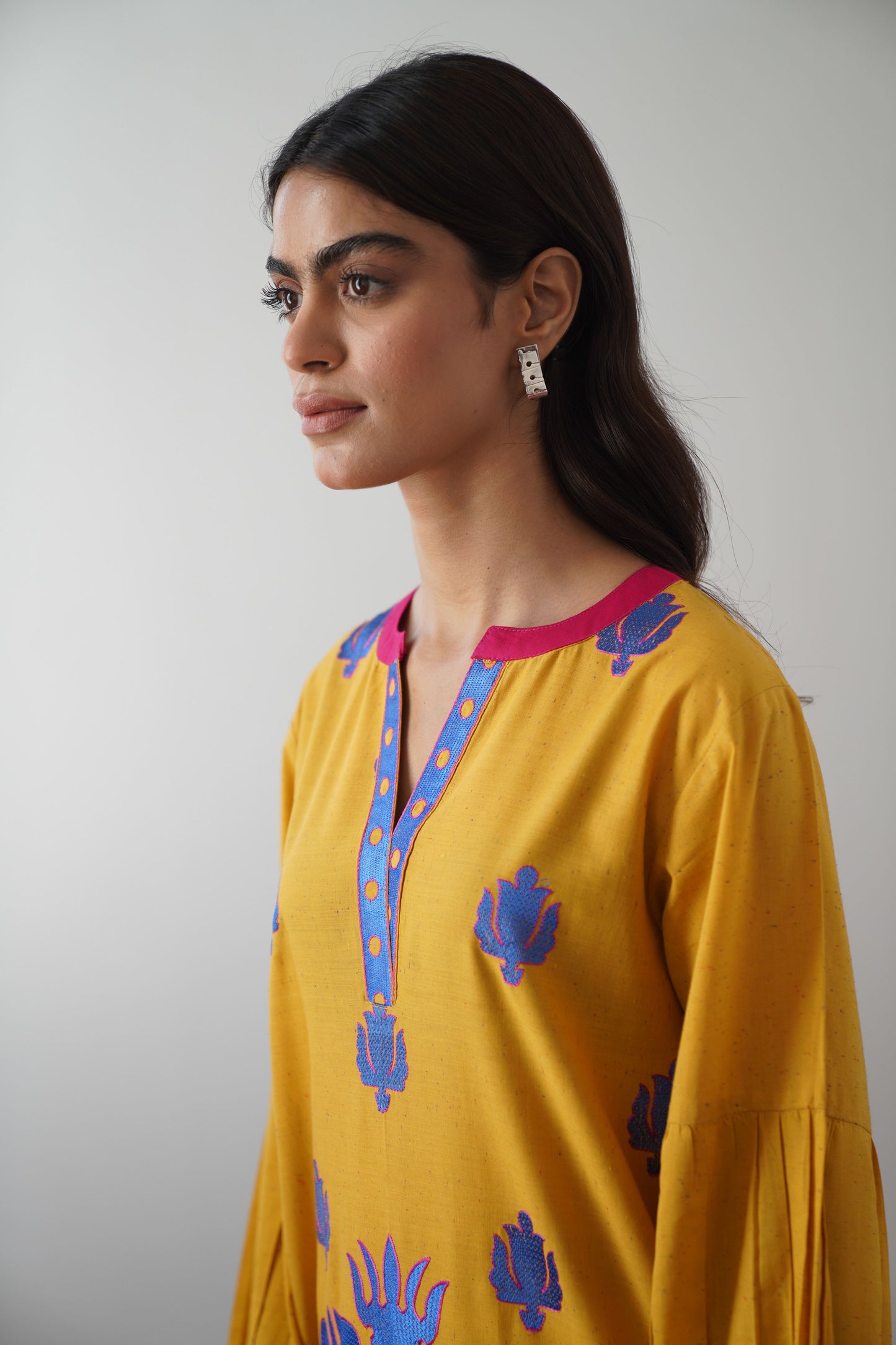 EMBROIDERED SHIRT