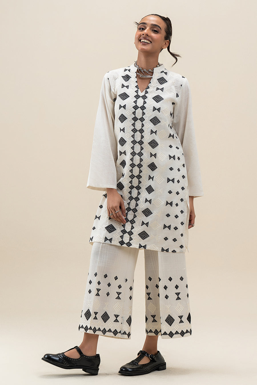 2 PIECE TEXTURED LAWN SUIT