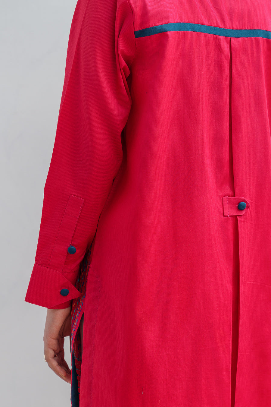 EMBROIDERED SHIRT