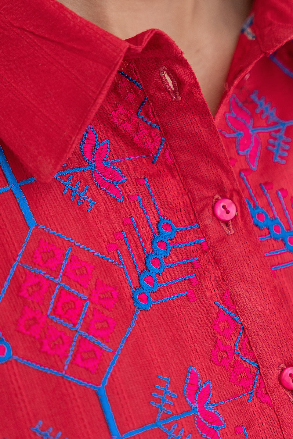 EMBROIDERED SHIRT