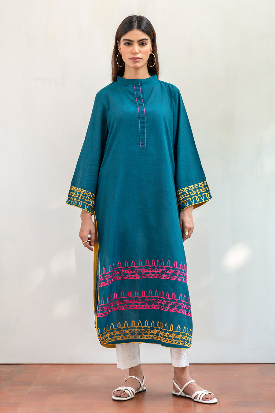EMBROIDERED SHIRT