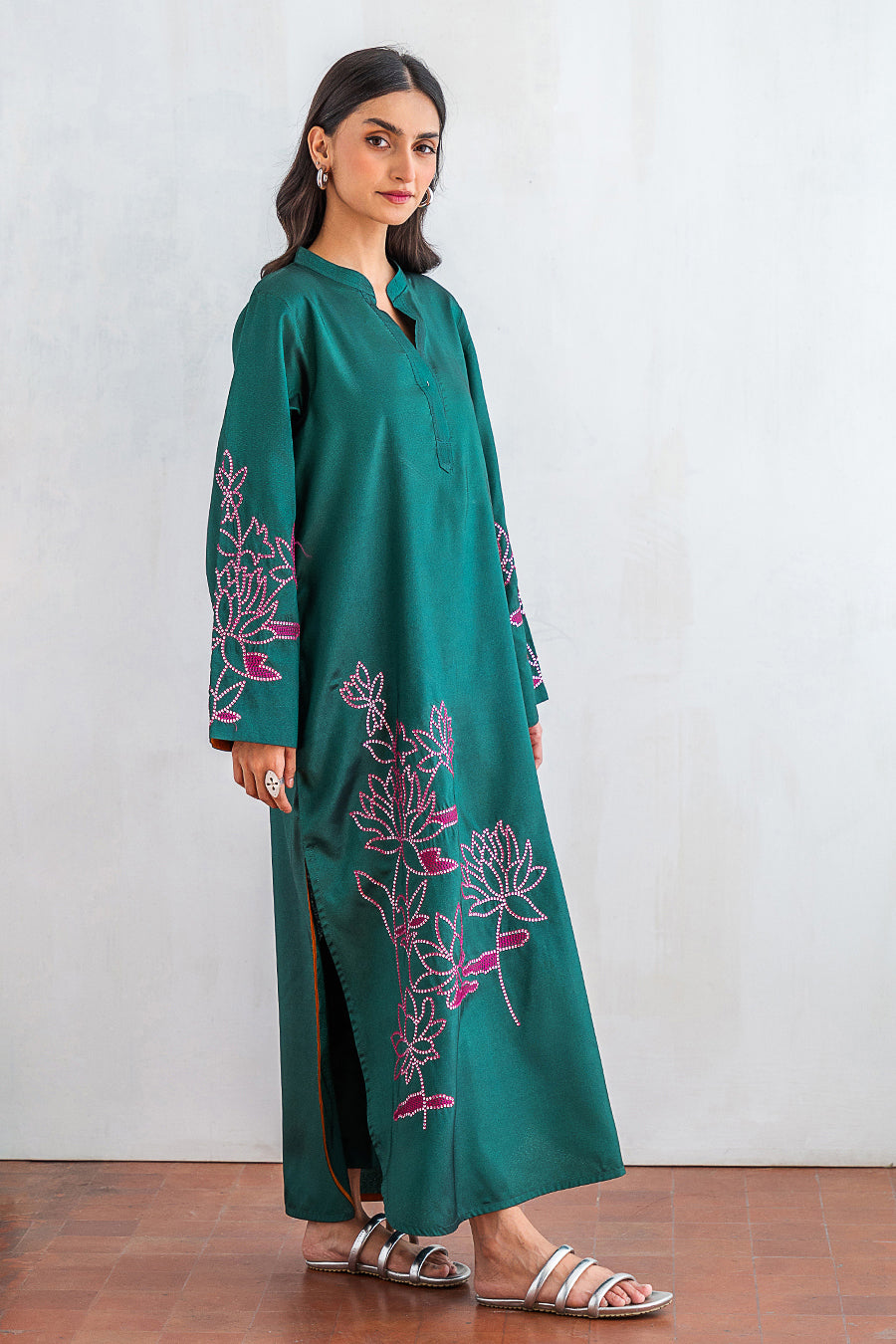 2 PIECE EMBROIDERED SUIT