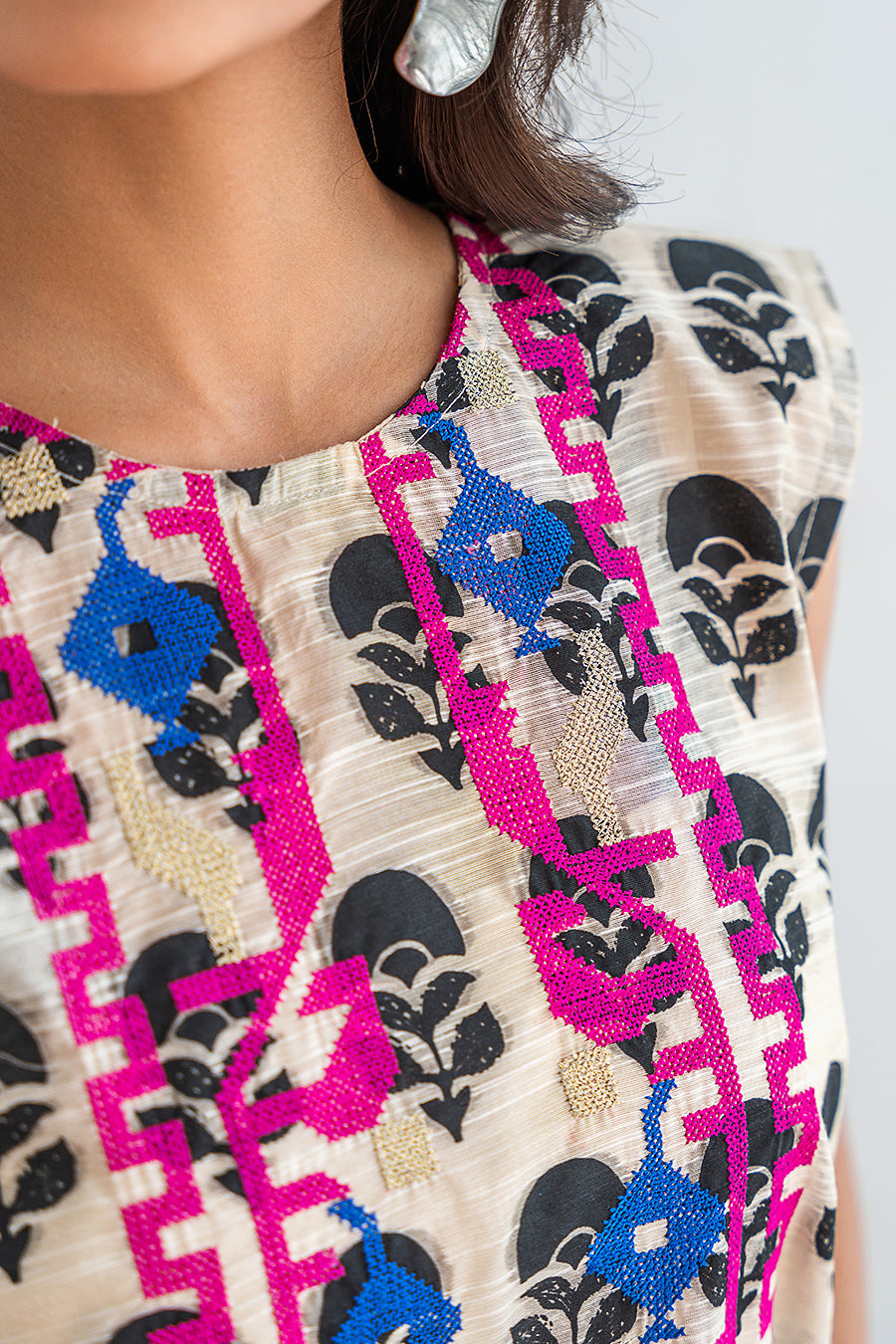 2 PIECE EMBROIDERED SUIT