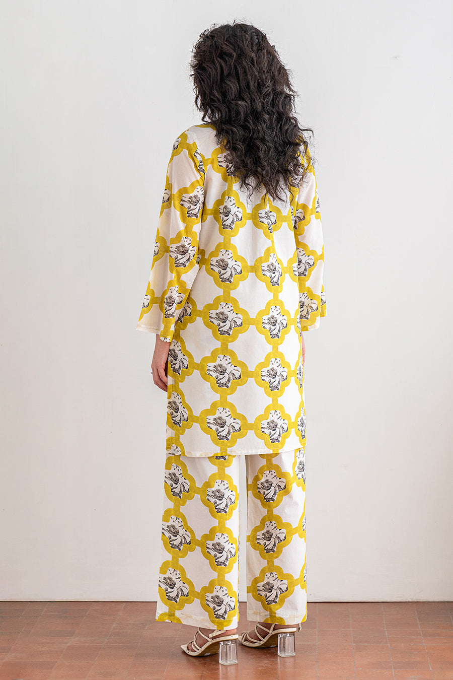 2 PIECE PRINTED LAWN SUIT