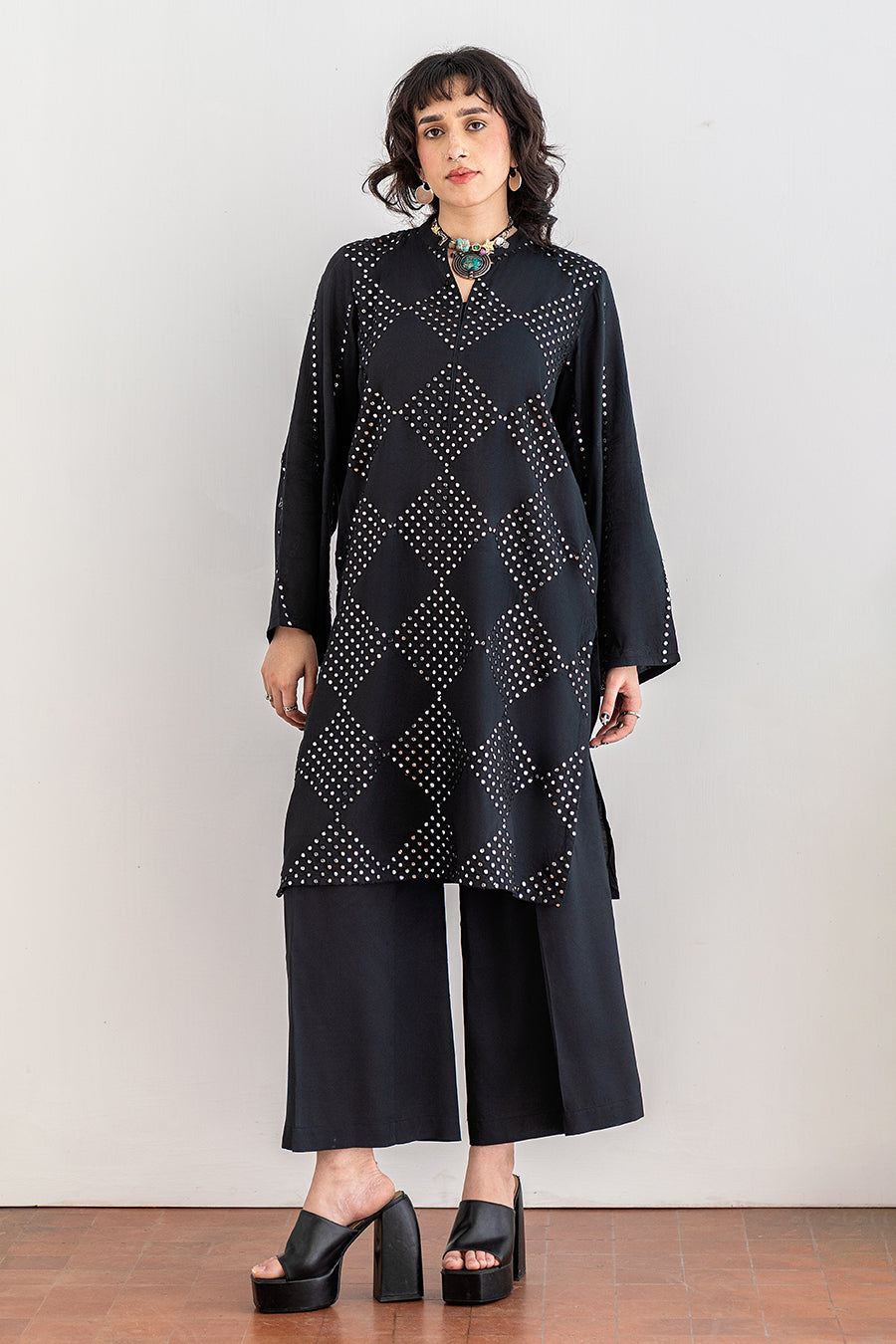 2 PIECE EMBROIDERED RAW SILK SUIT