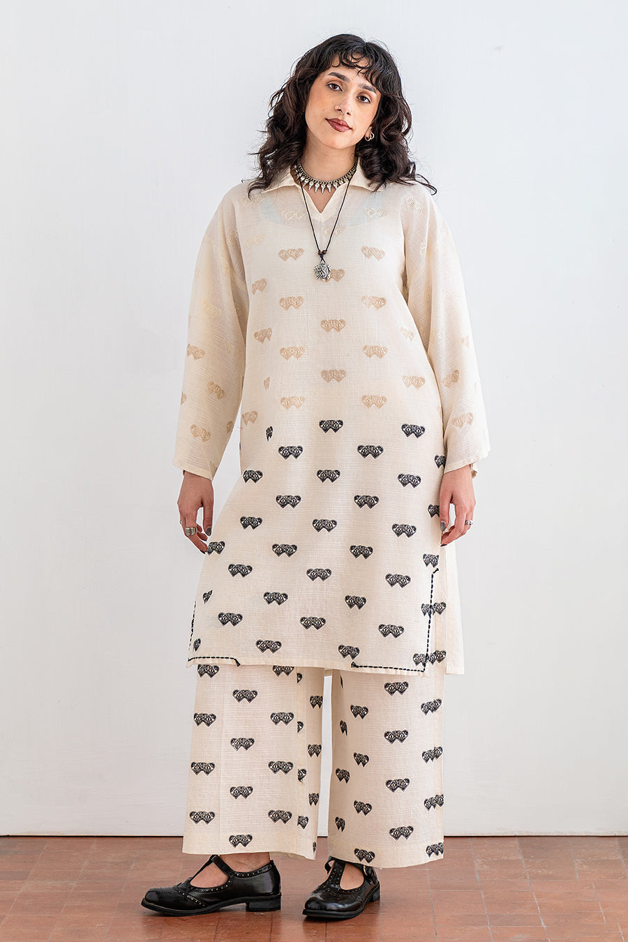 2 PIECE EMBROIDERED SET