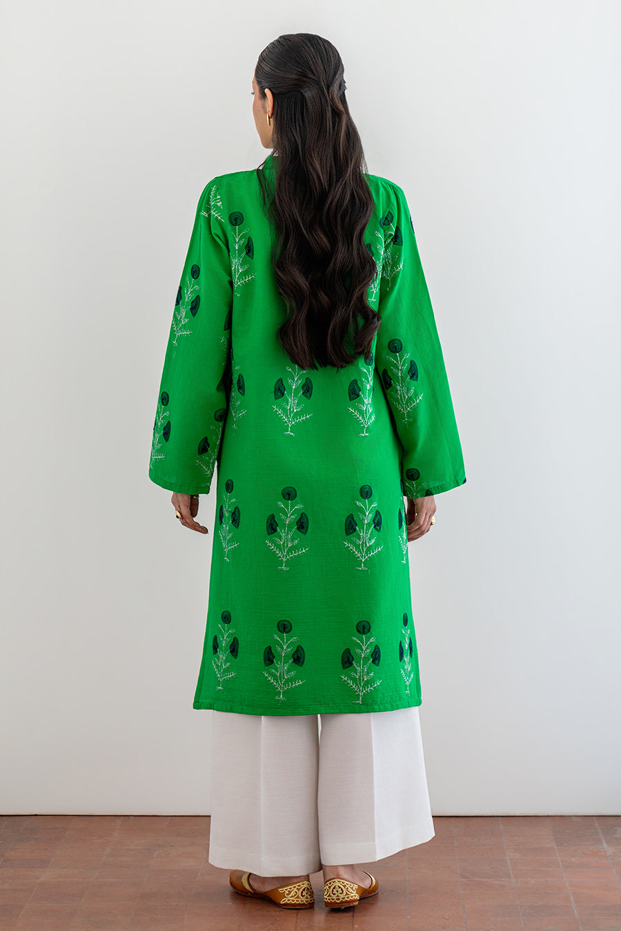 EMBROIDERED SHIRT