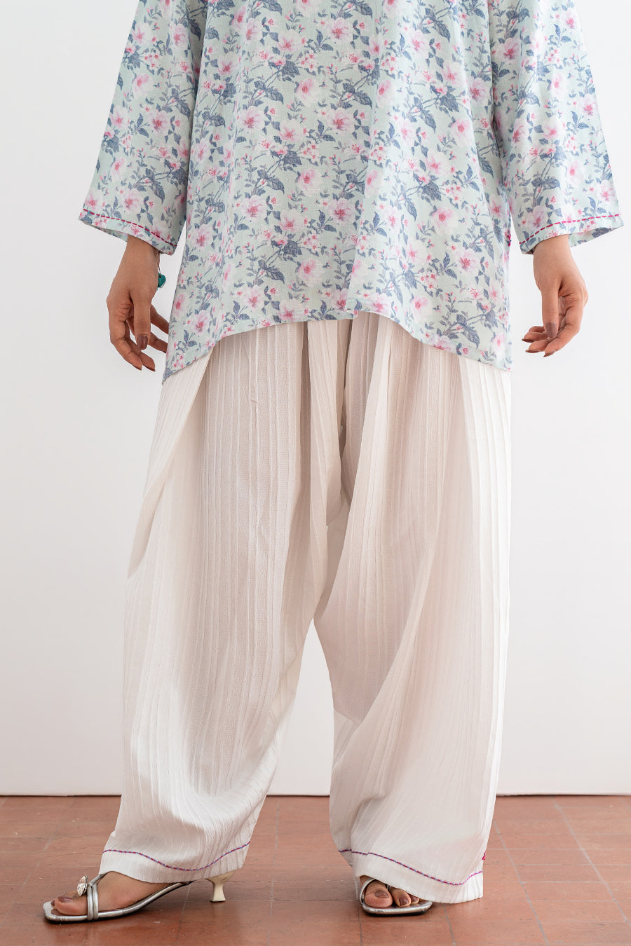 PRINTED HANDWORK SET