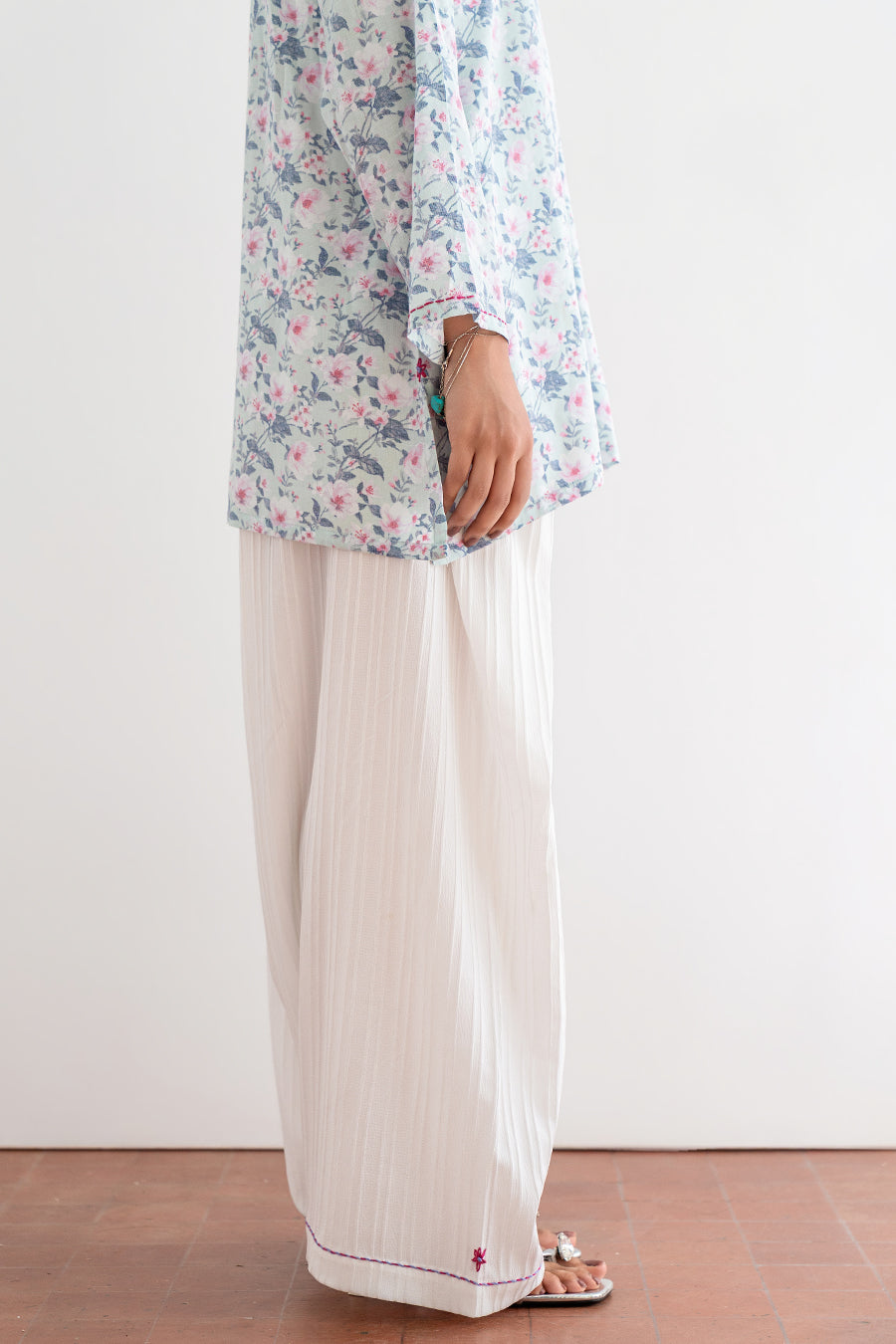 PRINTED HANDWORK SET