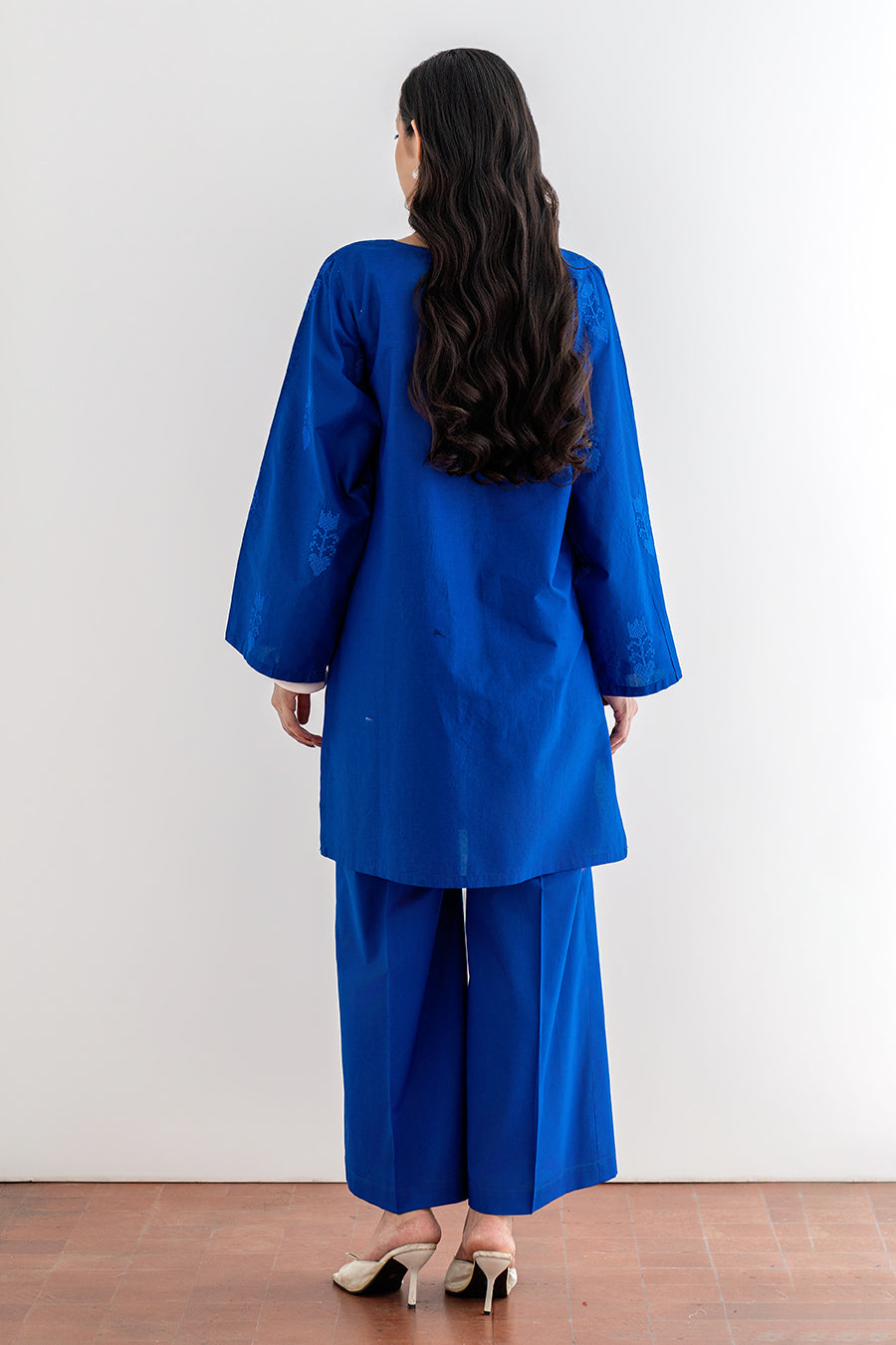 EMBROIDERY SET