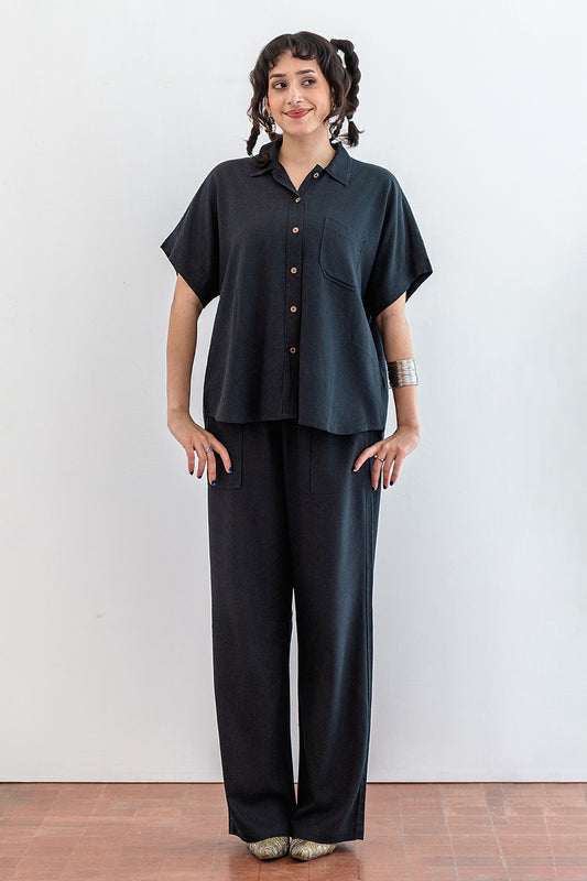 BASIC BUTTON DOWN