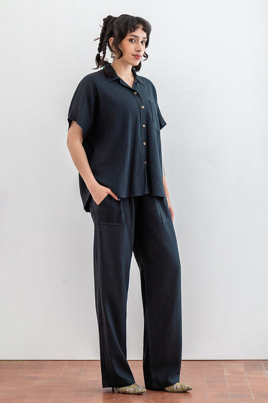 BASIC BUTTON DOWN