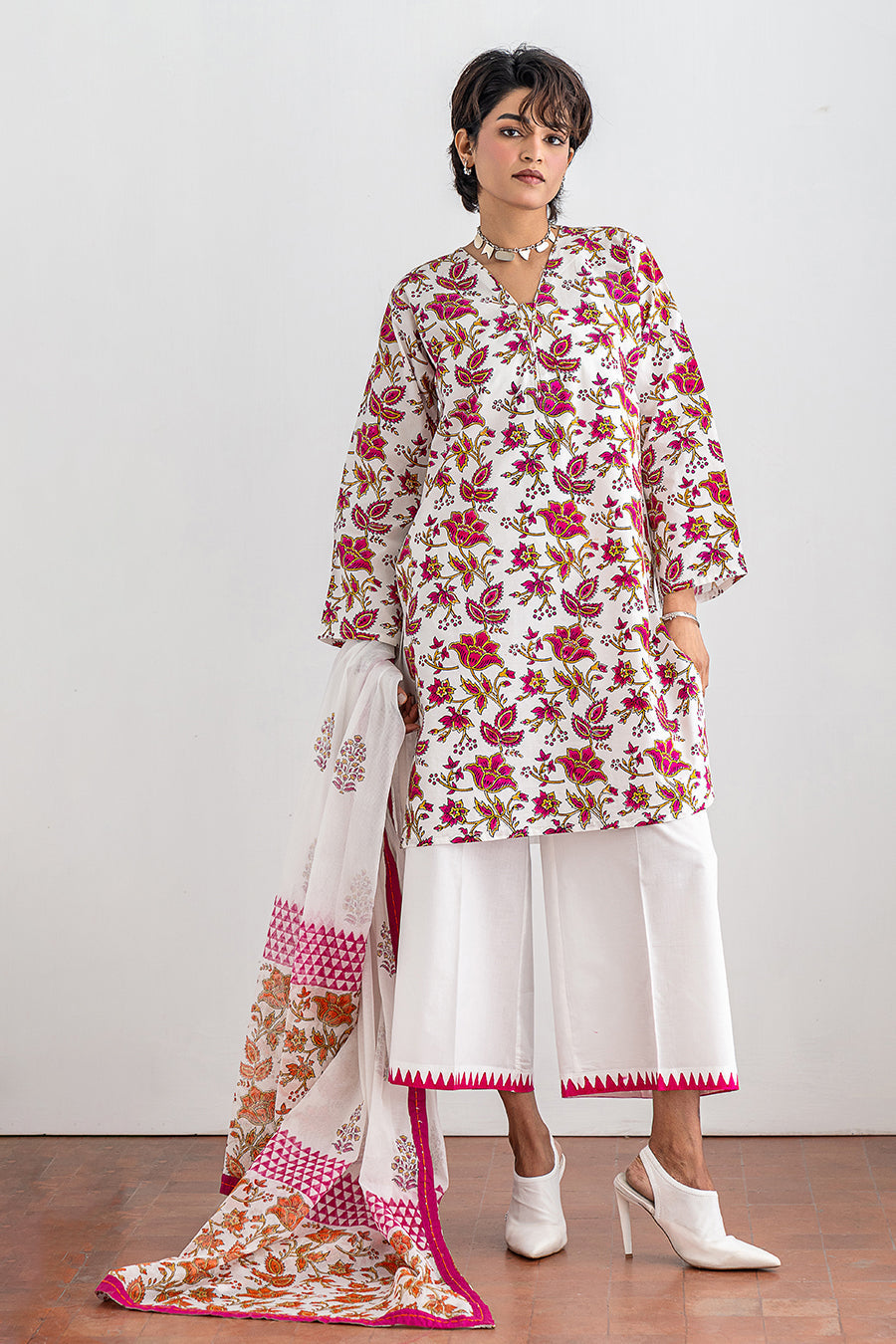 3 PIECE SUIT - GULNAAZ GUDDI