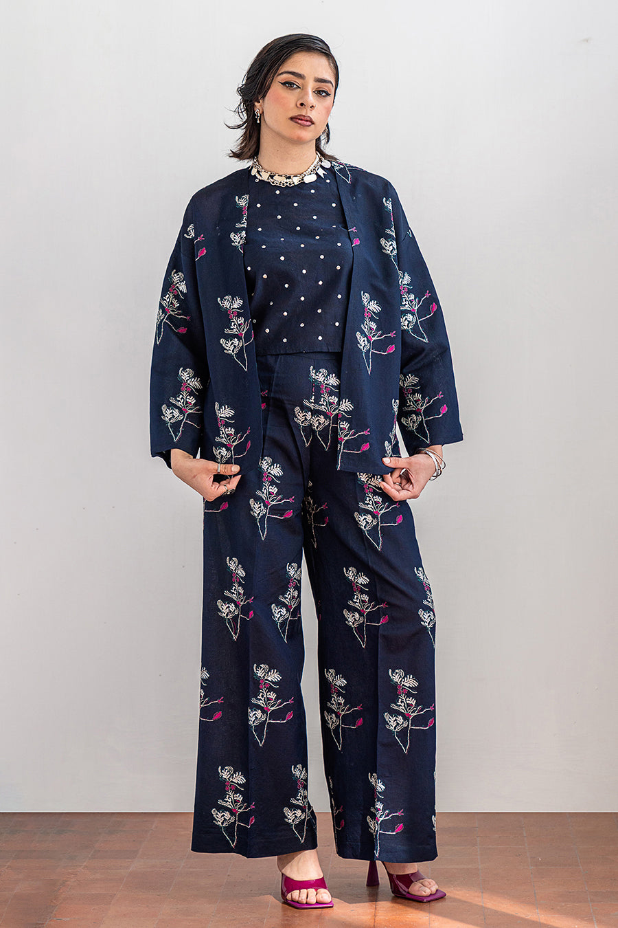 3 PIECE EMBROIDERED SUIT - LUXURY PRET