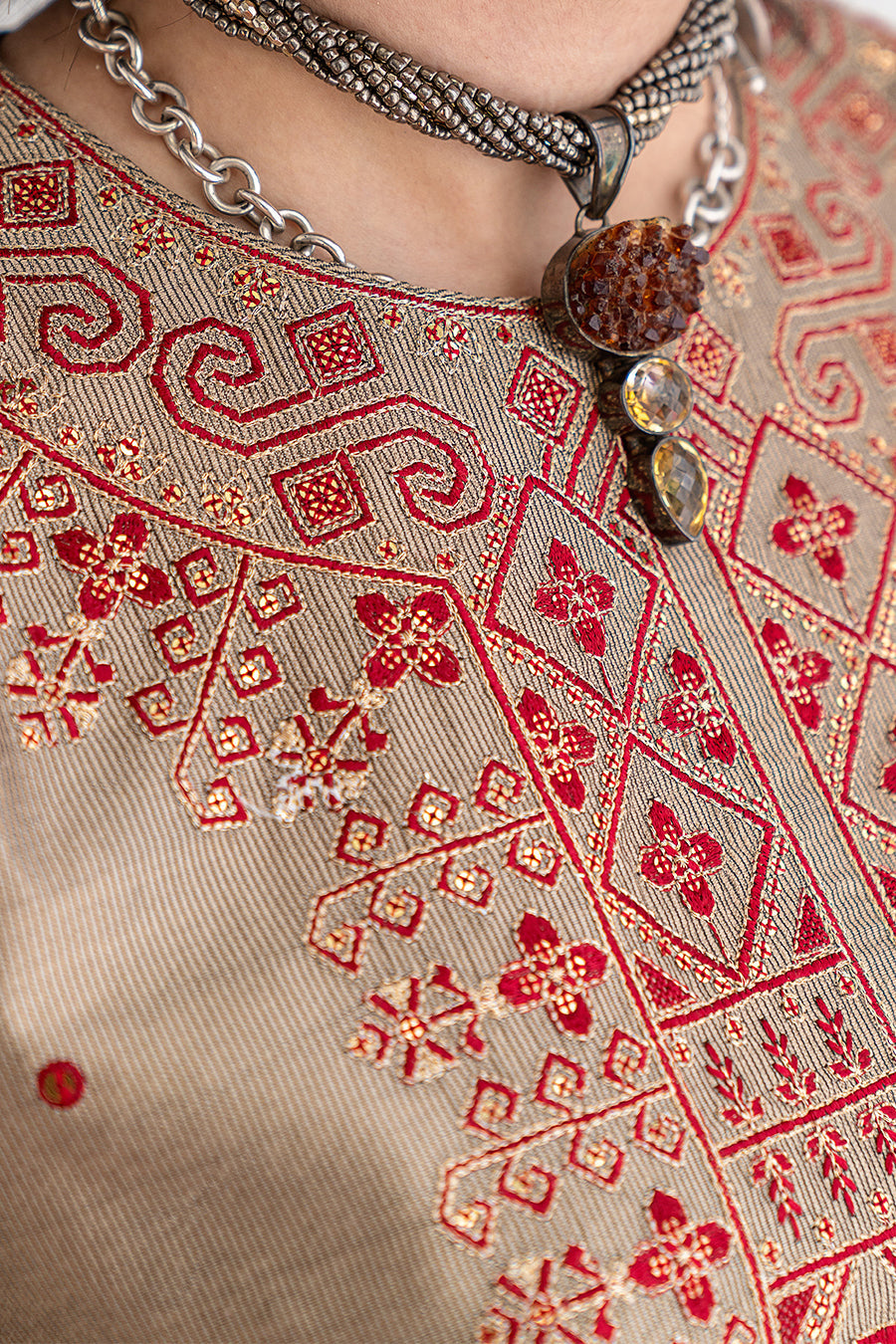 2 PIECE EMBROIDERED SUIT - LUXURY PRET