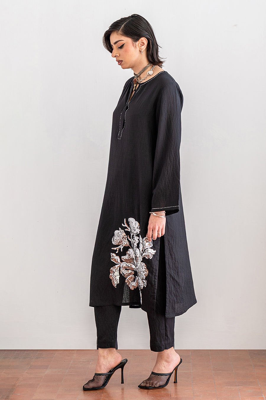 2 PIECE EMBROIDERED SUIT - LUXURY PRET