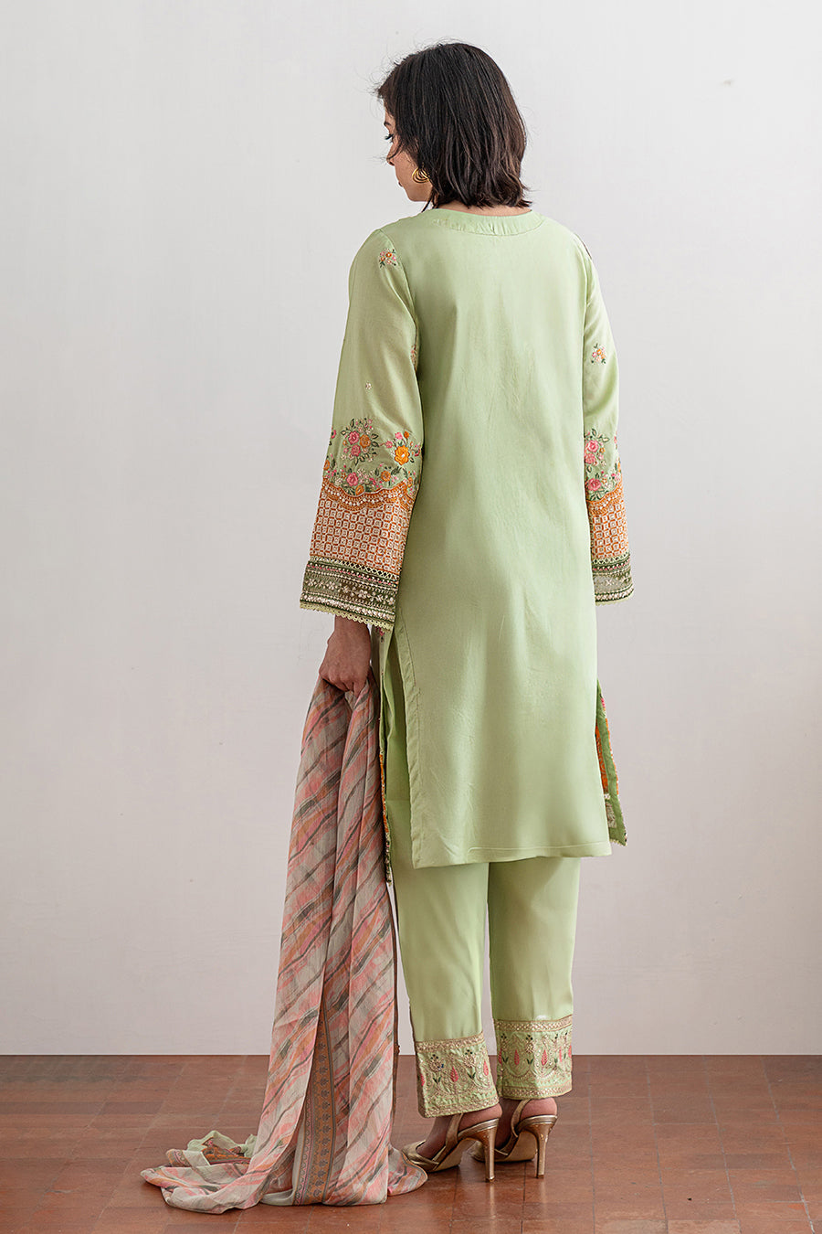3 PIECE EMBROIDERED SUIT - LUXURY PRET