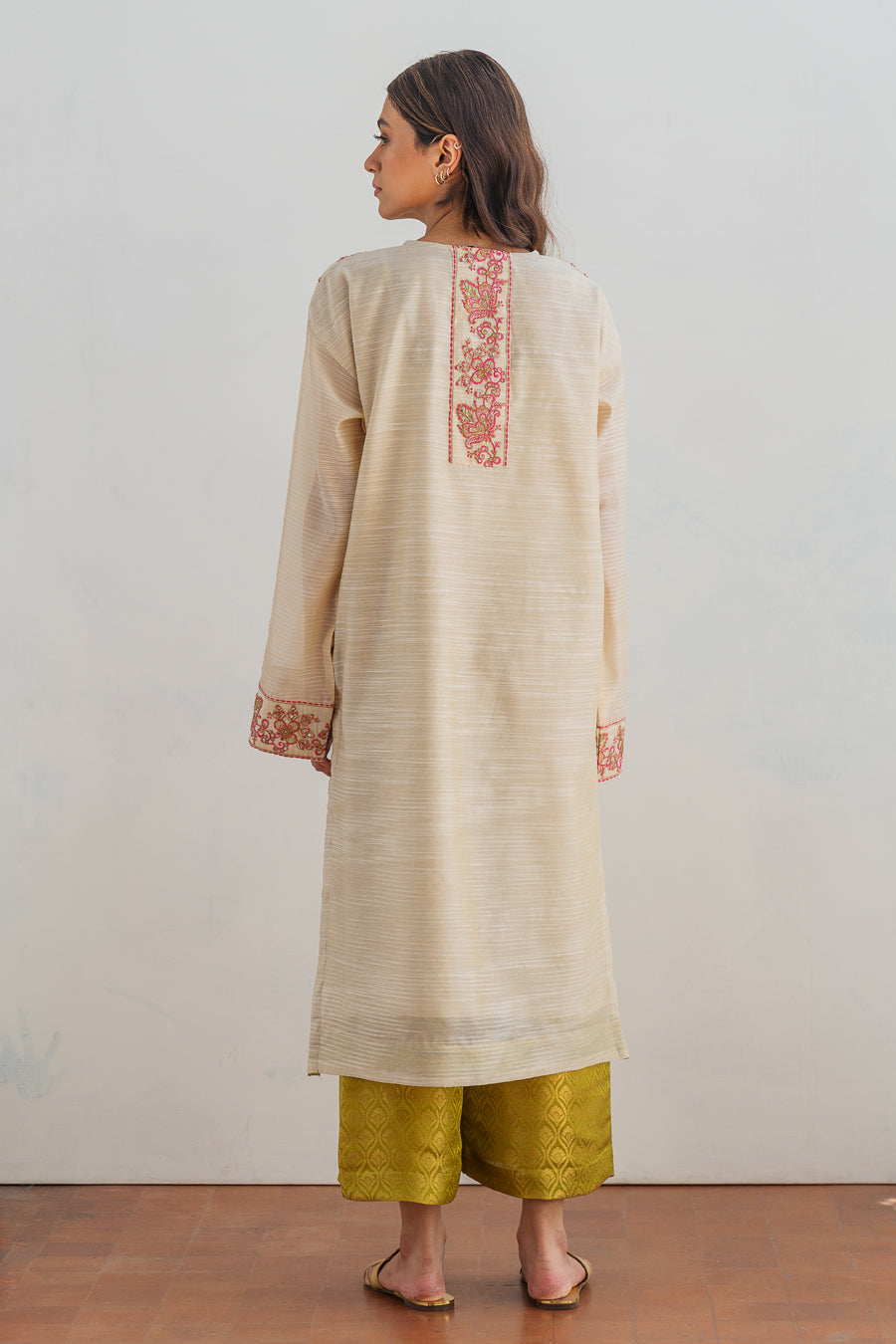 2 PIECE EMBROIDERED SUIT - LUXURY PRET