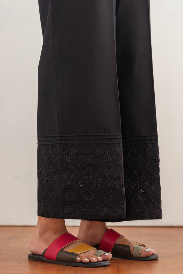 Embroidered Culottes - Black - P-09