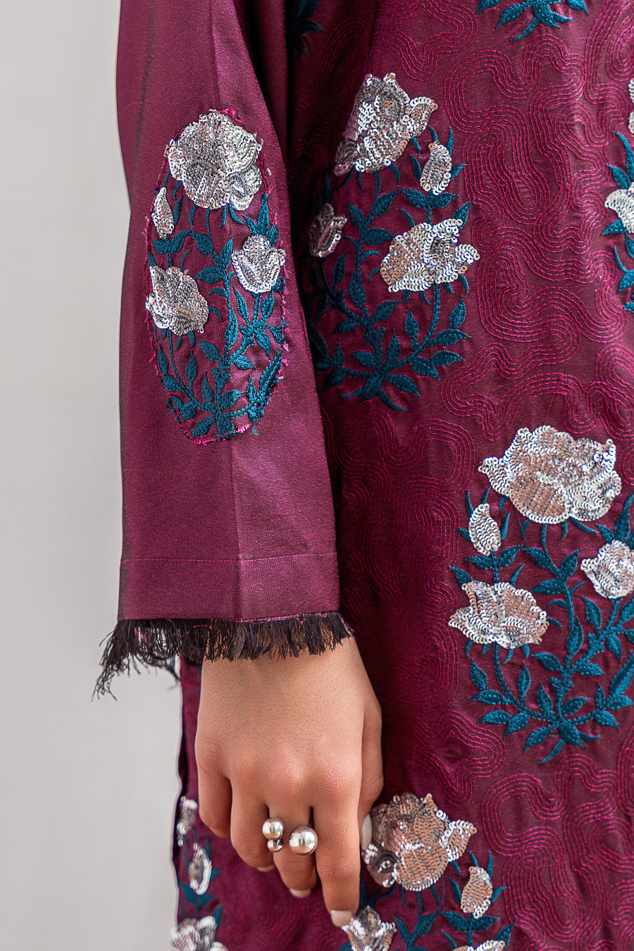 EMBROIDERED SHIRT