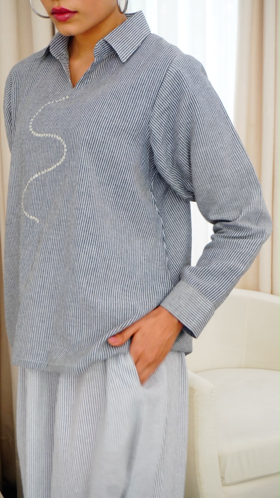 STUD SWIRL SHIRT