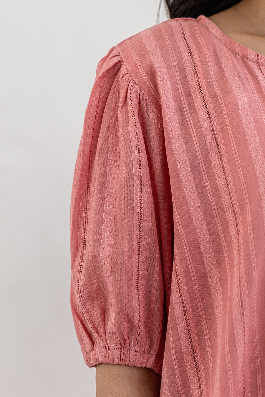 EMBROIDERED SET